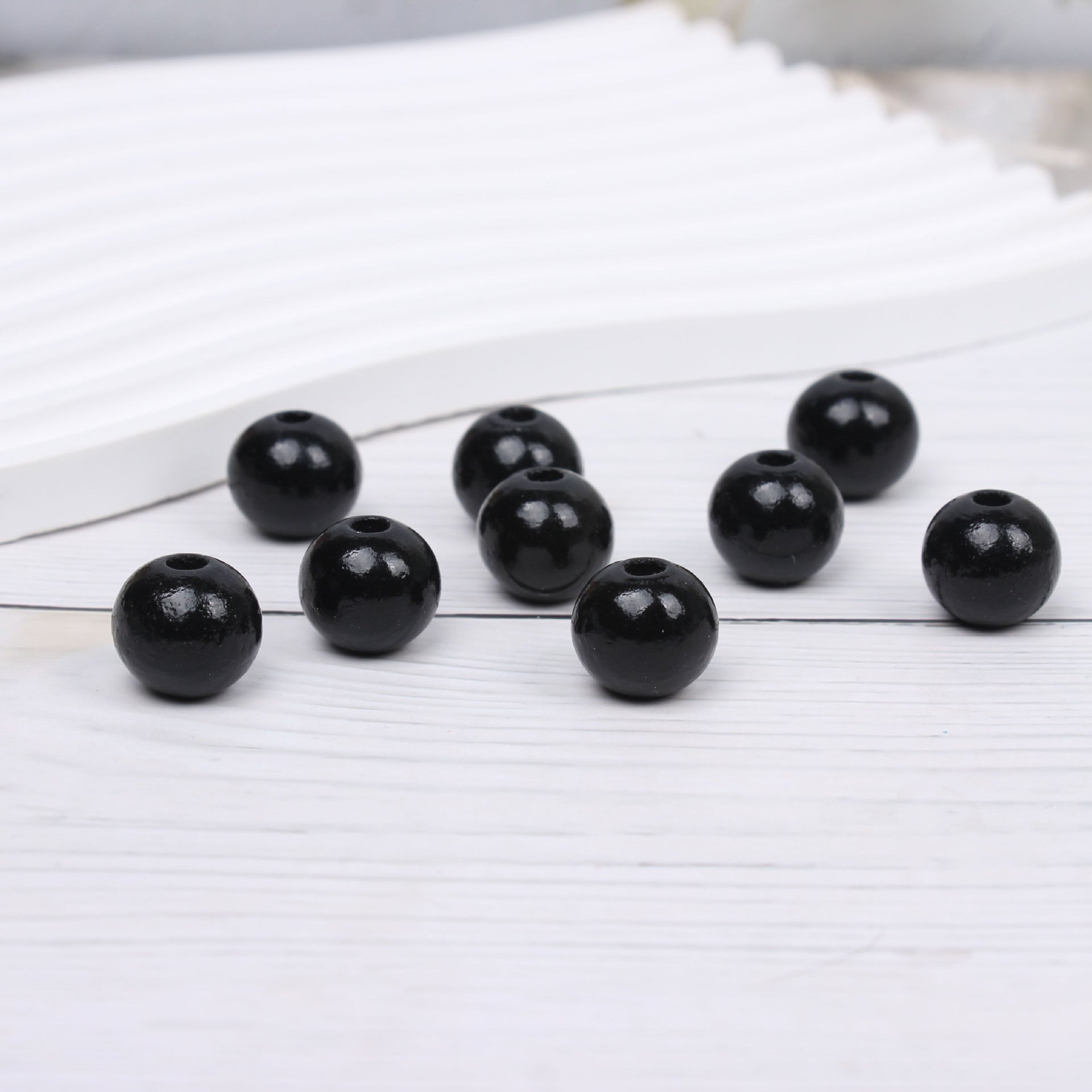 Wholesale 20PCS DIY 20mm Christmas Snowman Scarf Wooden Beads